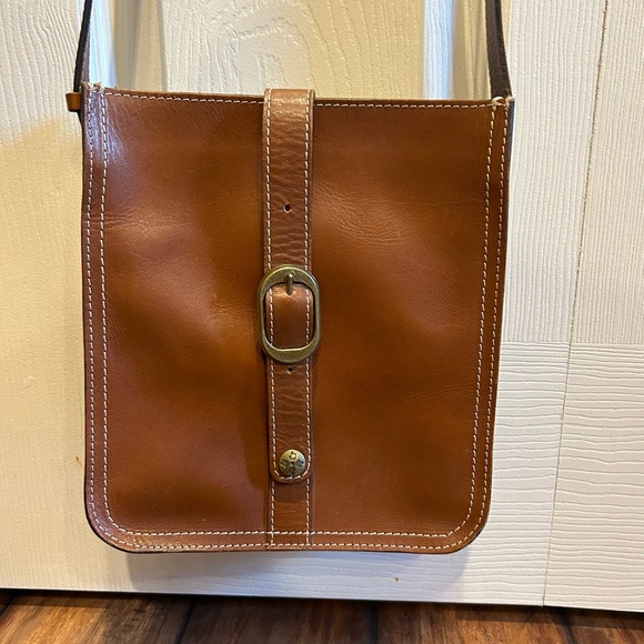 Patricia Nash Handbags - Patricia Nash Venezia Brown Leather Magnetic Crossbody Purse